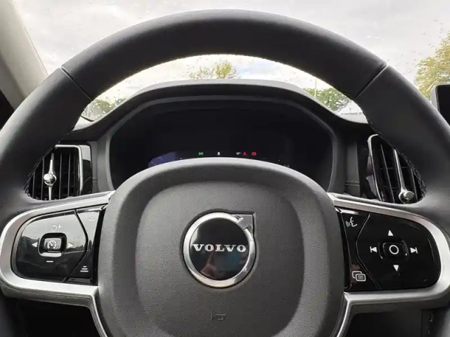 Volvo Xc60 t6 awd hybride rechargeable 253 ch+145 ch geartronic 8 — photo 10