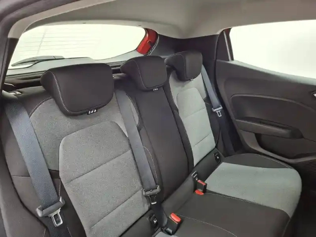 Renault Clio blue dci 100 ch gsr2 — photo 28