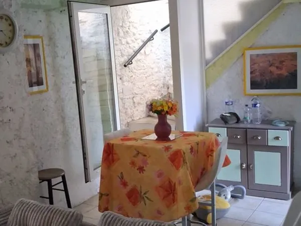 Maison de village dans le Minervois à Cesseras