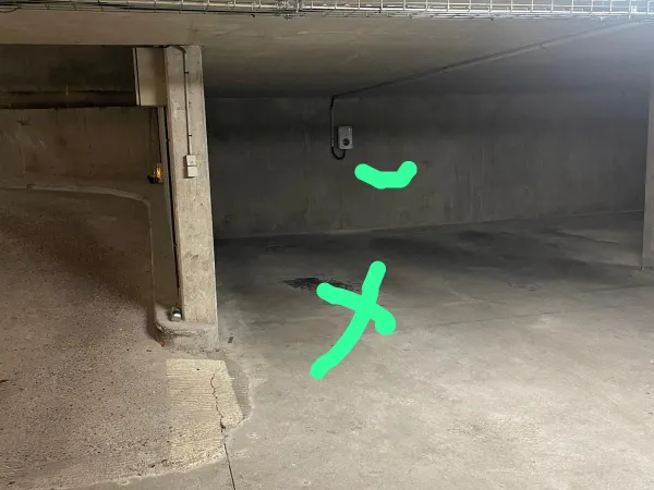 Parking 14 m²