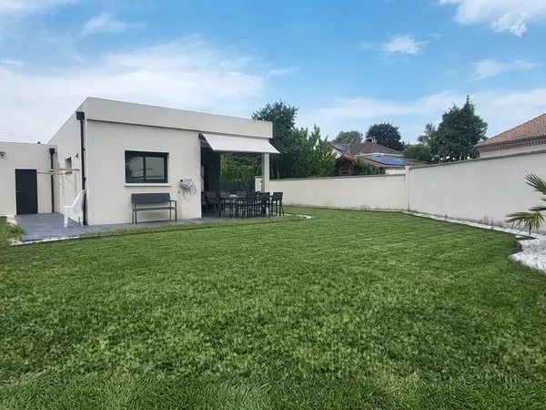 Propriété 5 pièces 130 m²