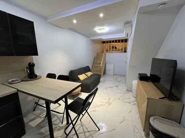 Studio 1 pièce 20 m²