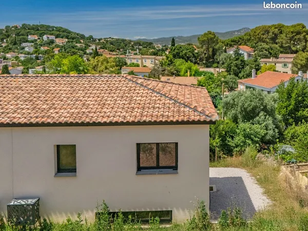 Propriété 4 pièces 90 m²