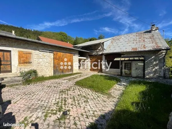 Maison 6 pièces 105 m²