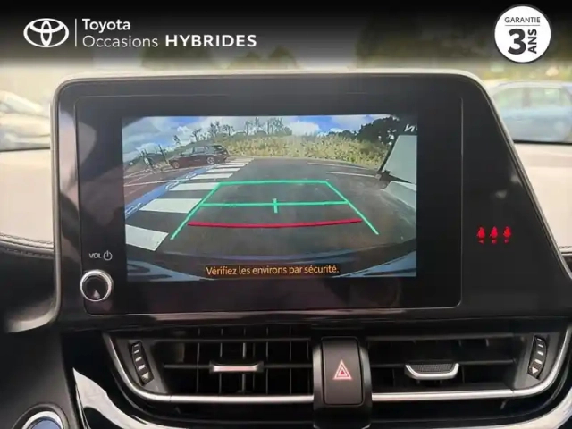 Toyota C-Hr 1.8 hybride 122ch design e-cvt — photo 8