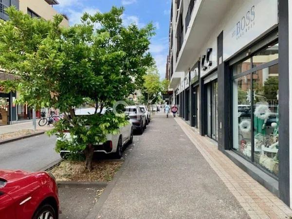 Local commercial 71 m²