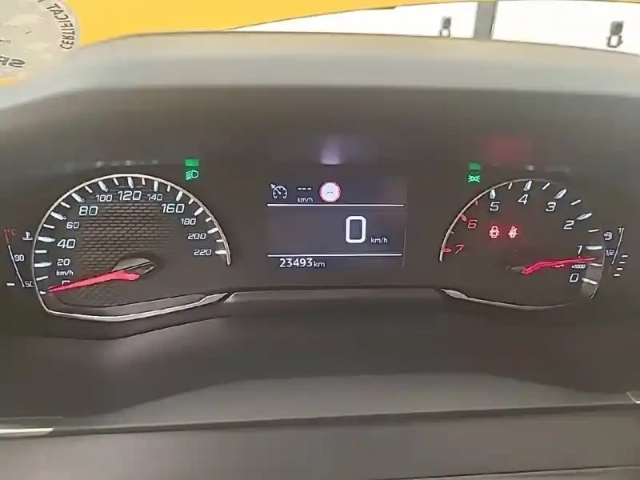 Peugeot 208 puretech 75 s&amp;s bvm5 — photo 40
