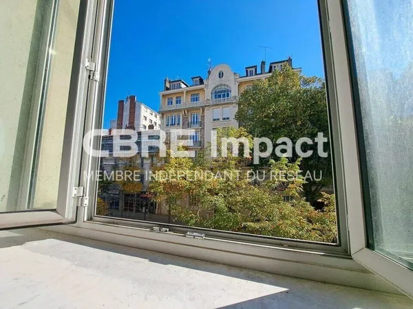 Bureaux 165 m²