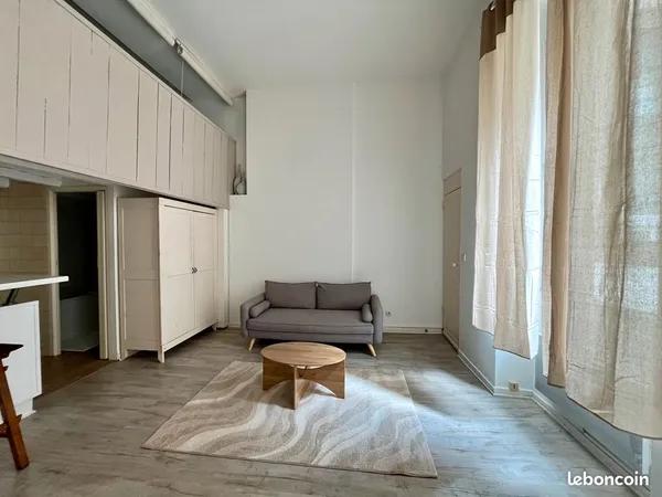 A Louer Appt Meublé Duplex 45m2 Quai des Chartrons