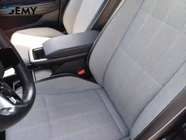 Renault Megane e-tech ev60 220 ch super charge — photo 9