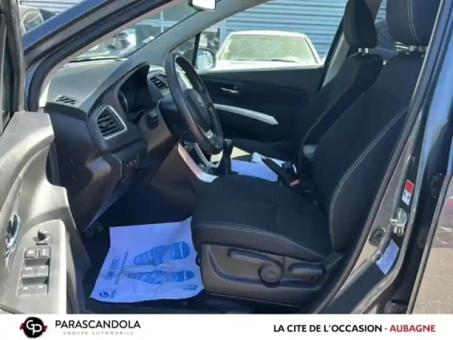 Suzuki S-Cross 1.0 boosterjet 111ch privilège euro6d-t — photo 9