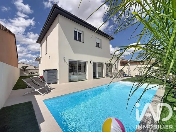 Maison 5 pièces 140 m²