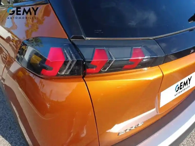 Peugeot 2008 puretech 130 s&amp;s bvm6 — photo 20