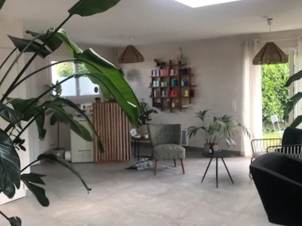 Local commercial 45 m2 avec terrasse - Saint-Avé - Proximité axe voie rapide