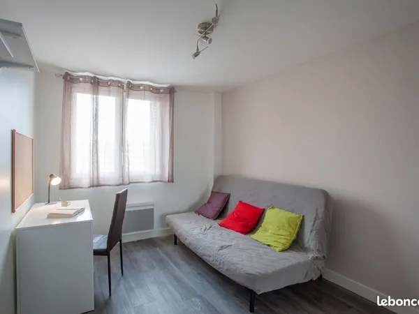 Chambre meublée. Prix tout compris