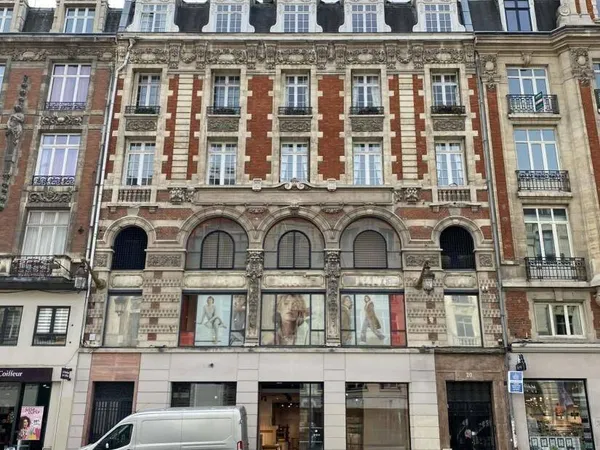 Bureaux 220 m²