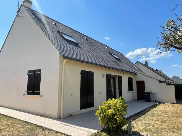 Maison 5 pièces à vendre à Saumur - Vie de plain-pied et potentiel d'extension