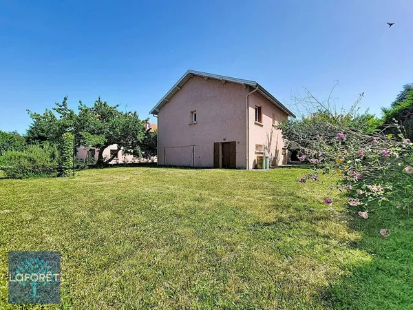 Maison 6 pièces 87 m²
