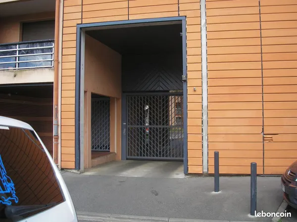 Parking rue des Saules 31400 Toulouse