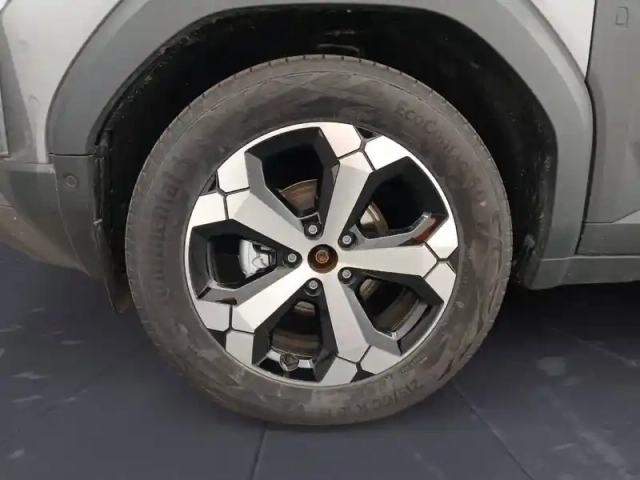 Dacia Duster mild hybrid 130 — photo 9
