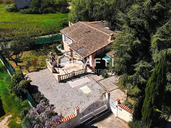 Charme provençal, 100 m² sur 600 m² de terrain
