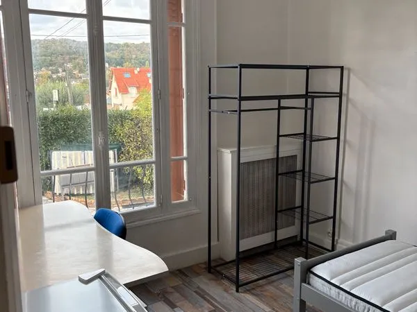 Chambre à Villebon sur Yvette proche Orsay Saclay Palaiseau