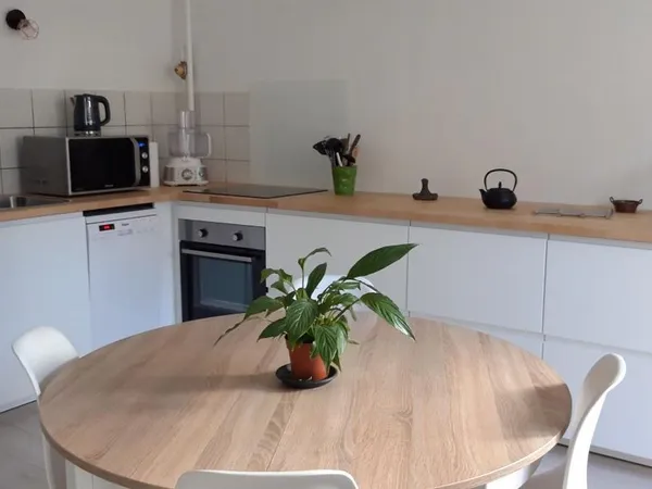 Appartement T2 en RDC avec terrasse fermée à Besançon Saint-Claude dans une copropriété calme (immeu