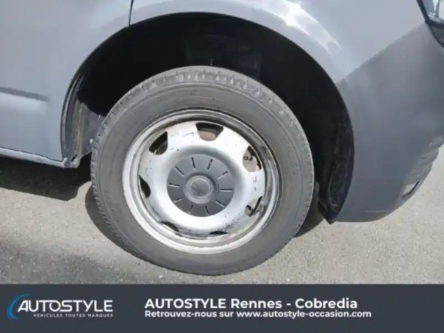 Volkswagen Transporter fg 2.8t l1h1 2.0 tdi 204ch business dsg7 my22 — photo 9