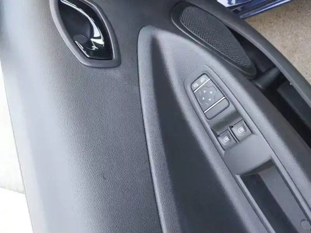 Renault Zoé zoe r110 - 22b — photo 10