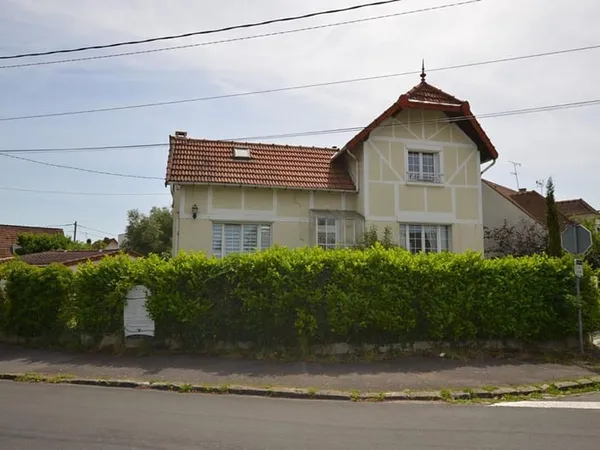 Maison Sainte Genevieve Des Bois 5 pièce(s) 80 m2