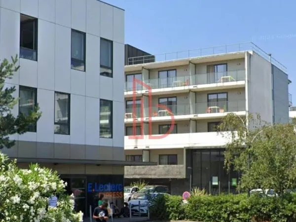 Local 262 m²