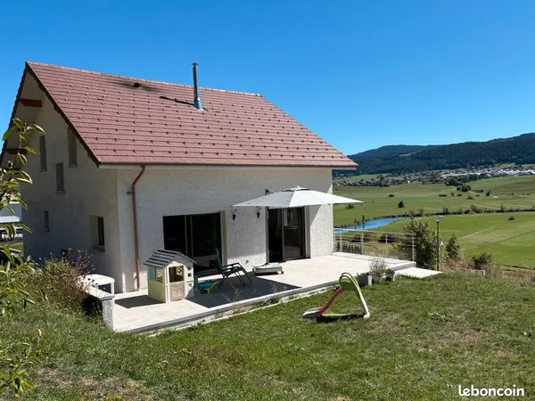 Maison 5 chambres Morteau - Terrain 801 m²