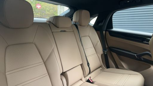 Porsche Cayenne Coupe 3.0  461 E-Hybride AWD BVA8 - . – 2021 – 65094 km – Hybride essence – Boîte Automatique — photo 36