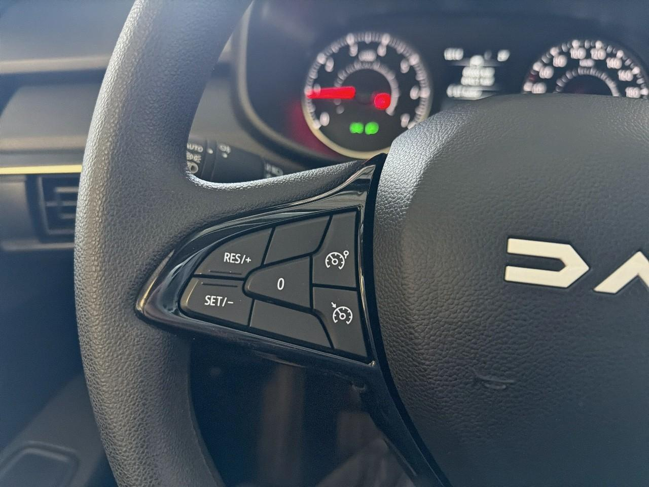 Dacia Sandero sce 65 gsr2 essential — photo 14