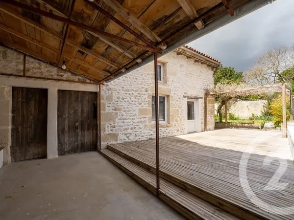 Maison 5 pièces 143 m²