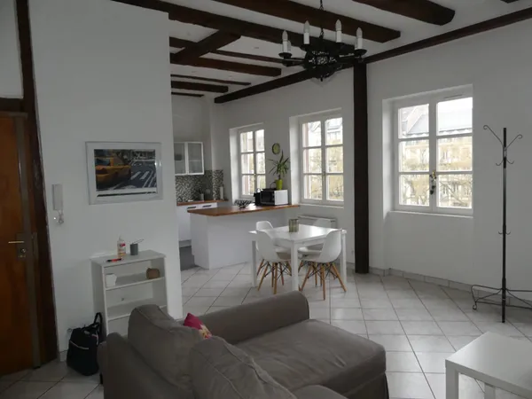 Superbe 2 pièces meublé quai Desaix