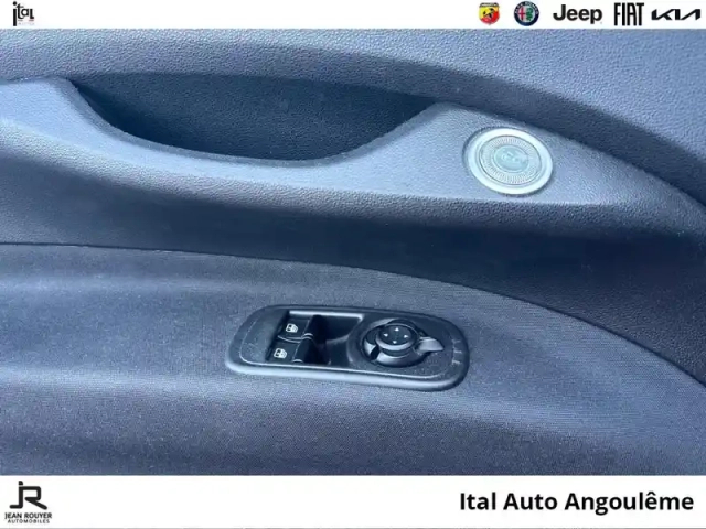 Fiat 500 e 118ch (red) my23 — photo 12