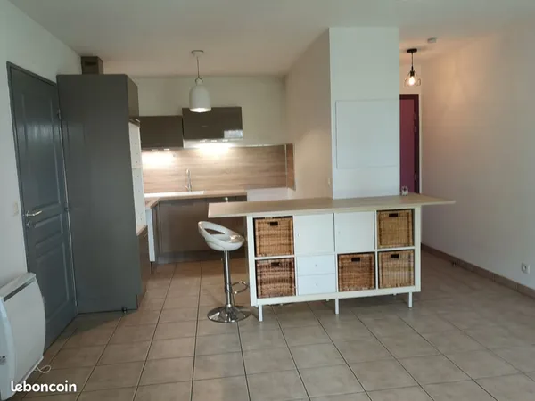 Appartement T2 rez de jardin lescar