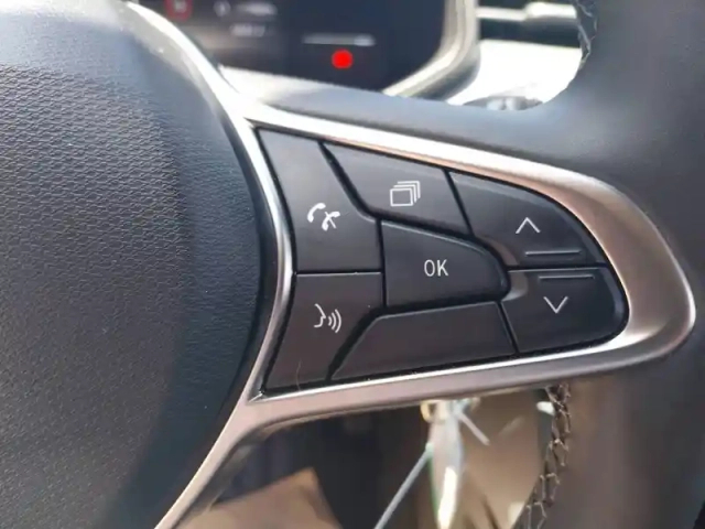 Renault Clio blue dci 100 ch gsr2 — photo 17