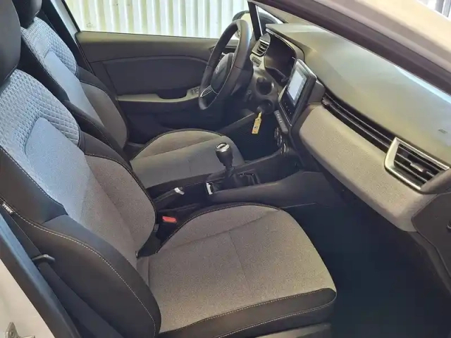 Renault Clio blue dci 100 — photo 9