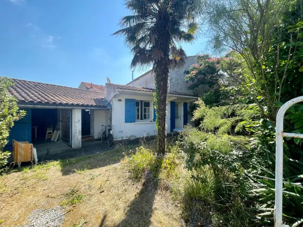 À deux pas de la plage, maison familiale avec jardin et gara