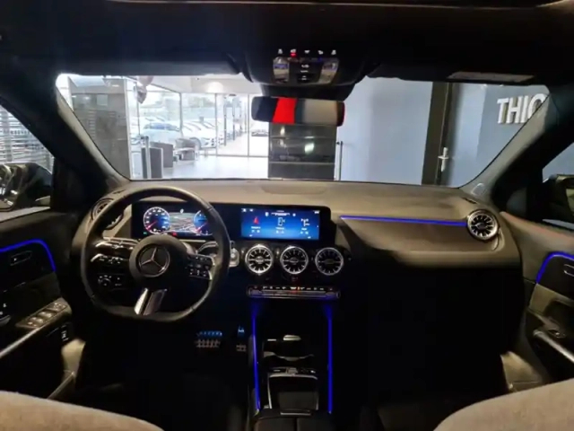 Mercedes Gla 200 d amg line — photo 8