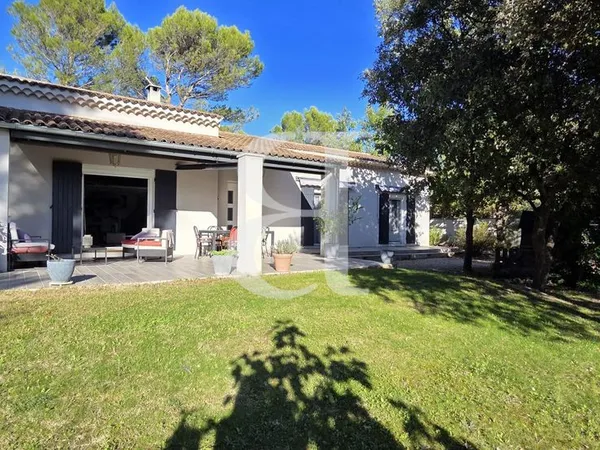 Villa 5 pièces 115 m²