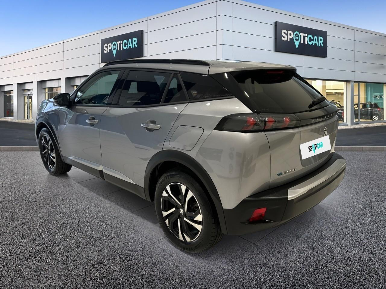 Peugeot 2008 e-2008 136ch roadtrip — photo 7