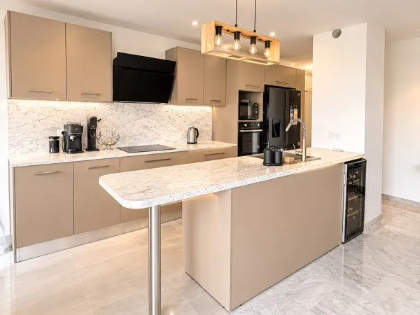 À vendre - appartement 3 pièces - Antibes rabiac estagnol