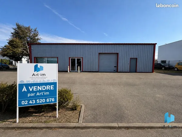 Local 310 m² Sainte-Jamme-sur-Sarthe