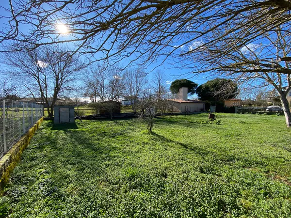 Terrain 1140 m²