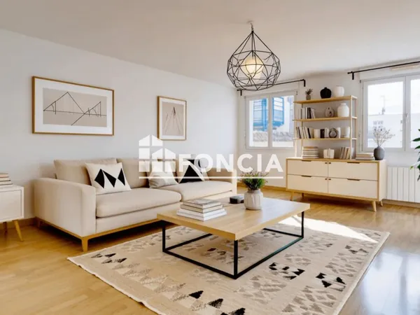 GRAND APPARTEMENT T3 CLAIRMARAIS AVEC BOX ET PARKING