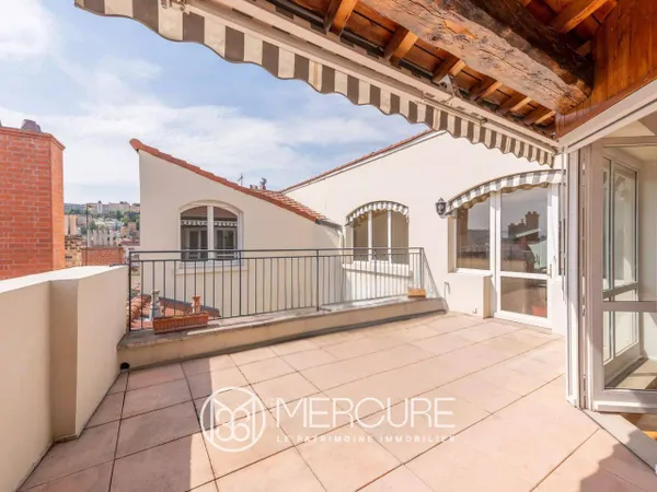 Appartement 8 pièces 207 m²