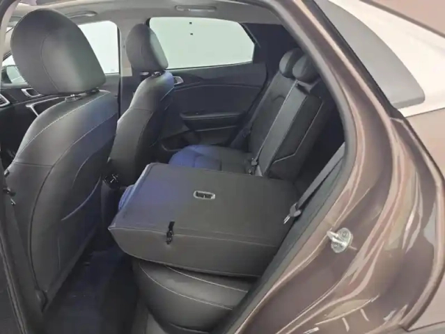 Kia Xceed 1.4 t-gdi 140ch launch edition dct7 + toit ouvrant — photo 66